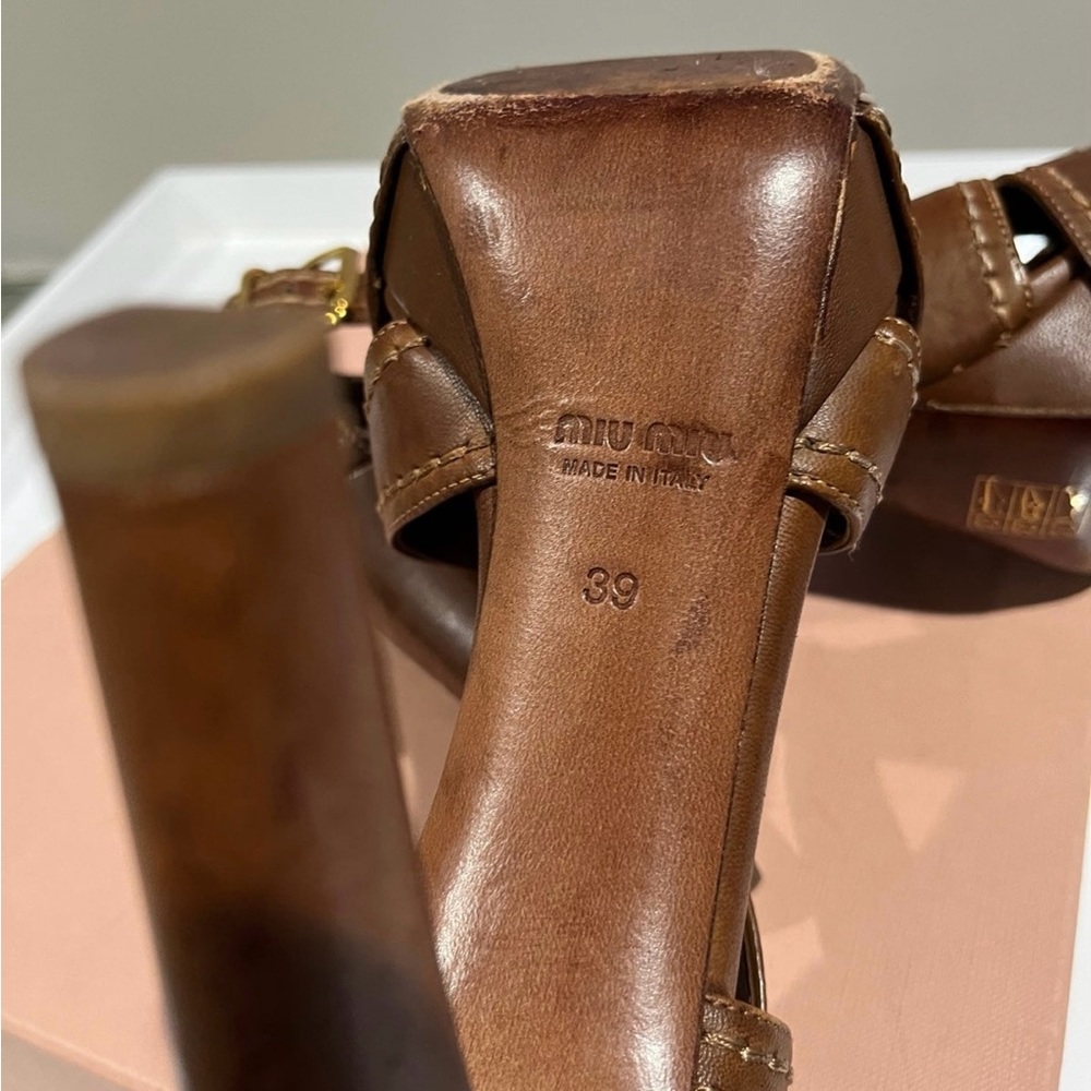 Gorgeous Miu Miu Heel - image 4
